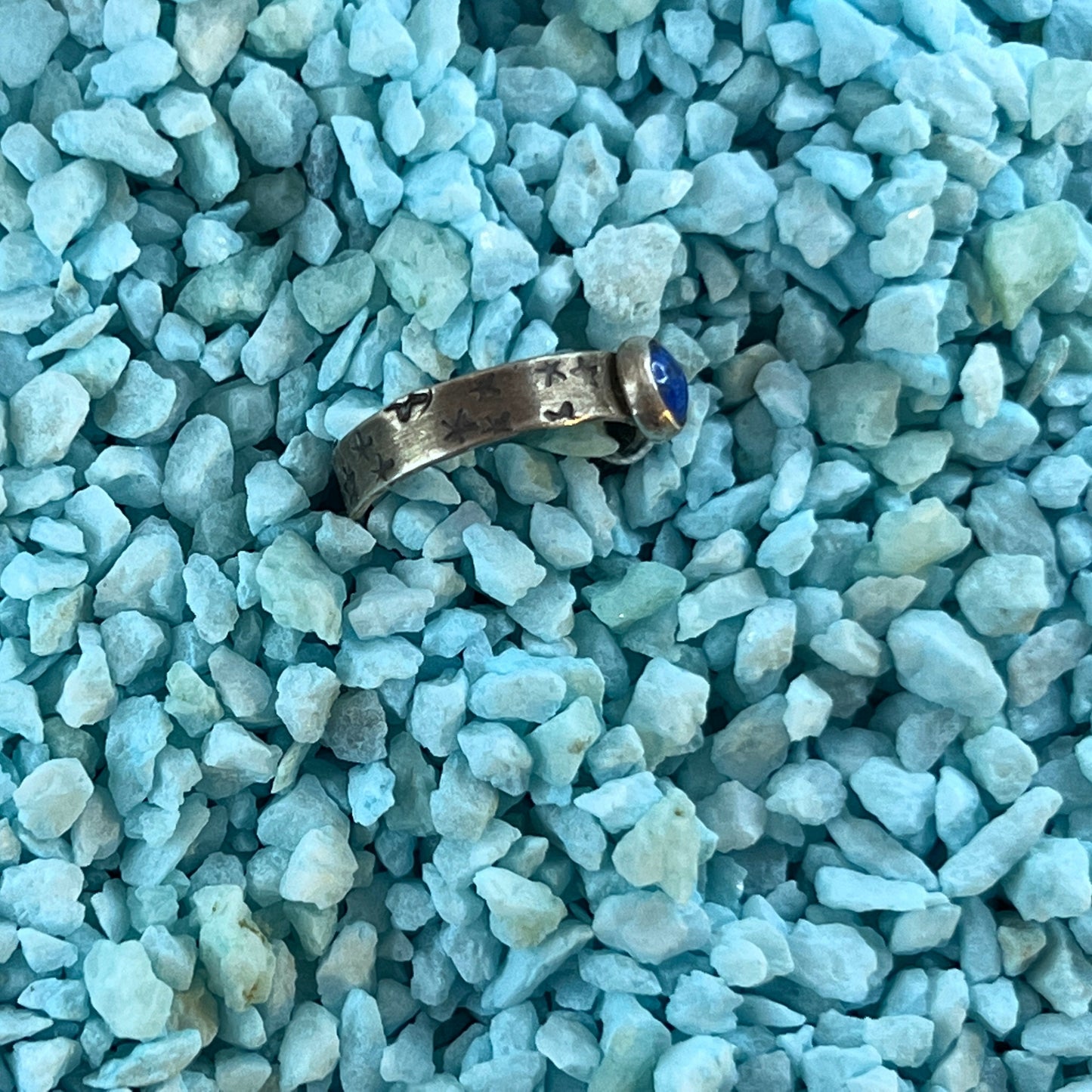 Lapis Lazuli Star Embossed Ring